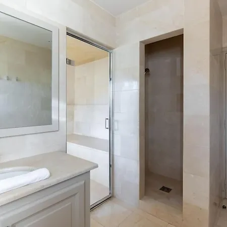 فيلة Magnifique Avec Piscine Et Hammam *