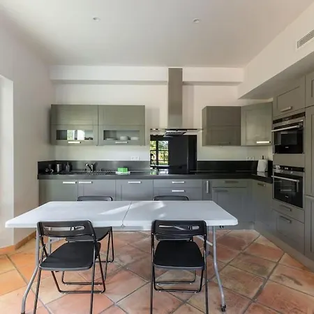 Magnifique Avec Piscine Et Hammam Villa