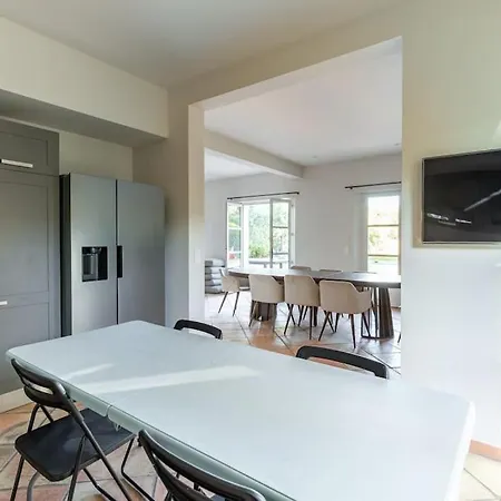 Magnifique Avec Piscine Et Hammam فيلة سان تروبيه