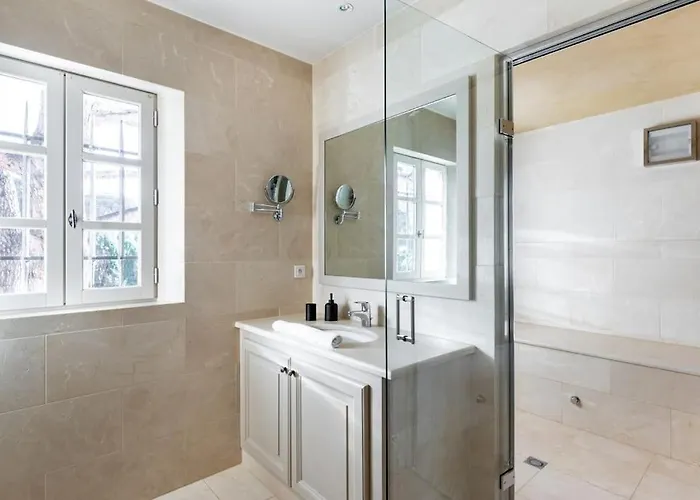 Magnifique Avec Piscine Et Hammam