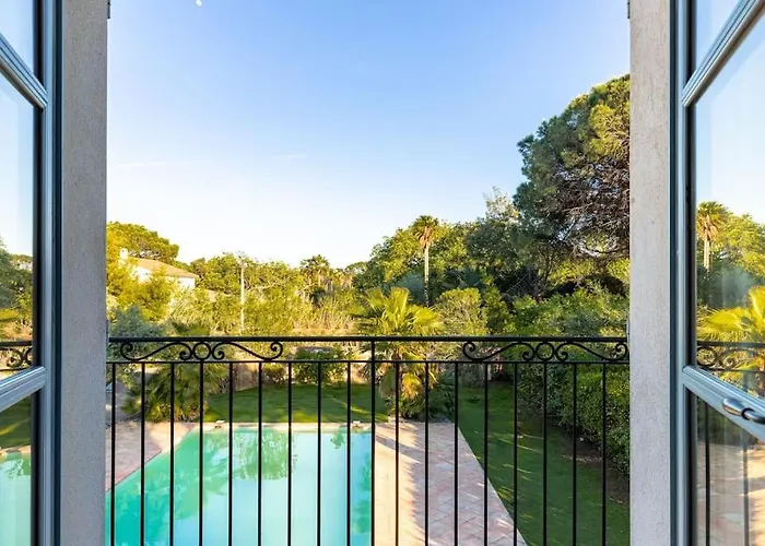 Magnifique Avec Piscine Et Hammam *